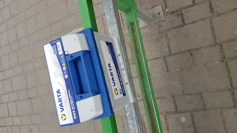 З Новим Роком та Різдвом! Несподівані подарунки)