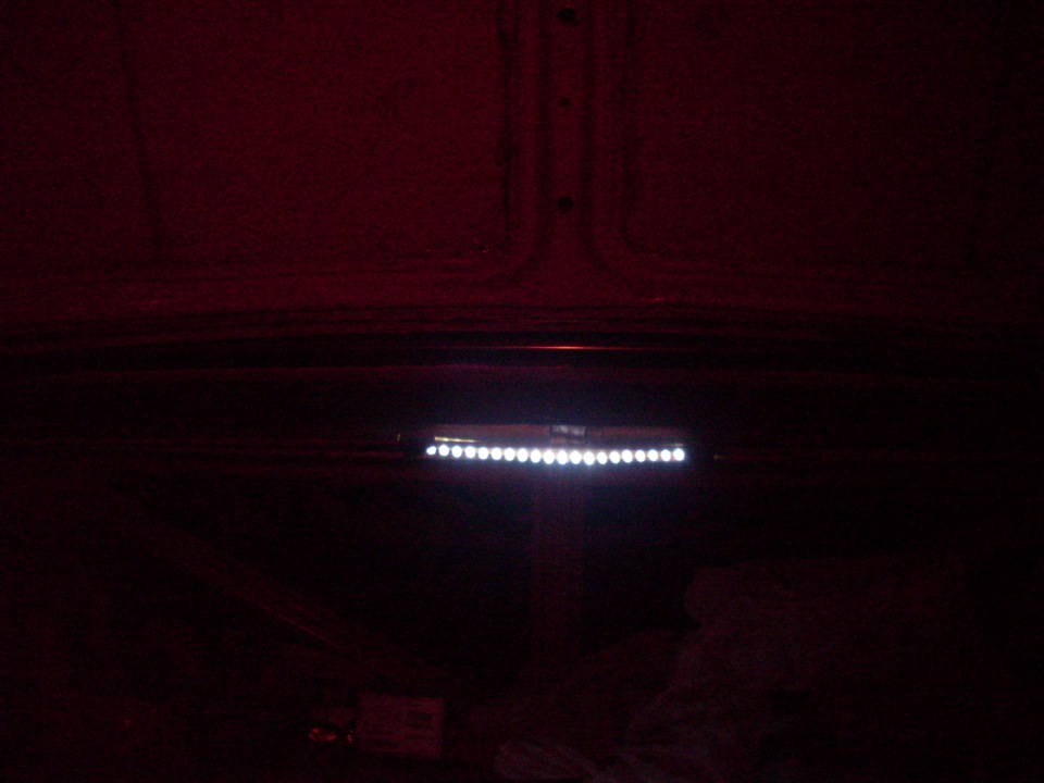 Світло в багажник і підкапотку 3