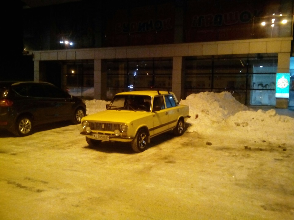 Сніг, зима час Таза 5