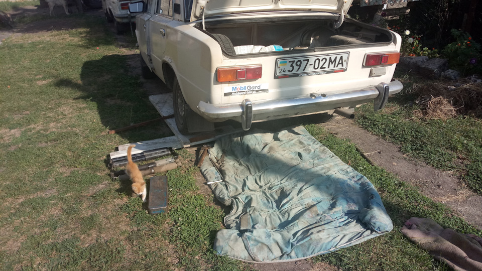 Заміна задніх амортизаторів)) 1
