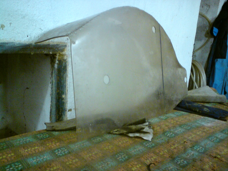 пластиковий чохол запаски 1