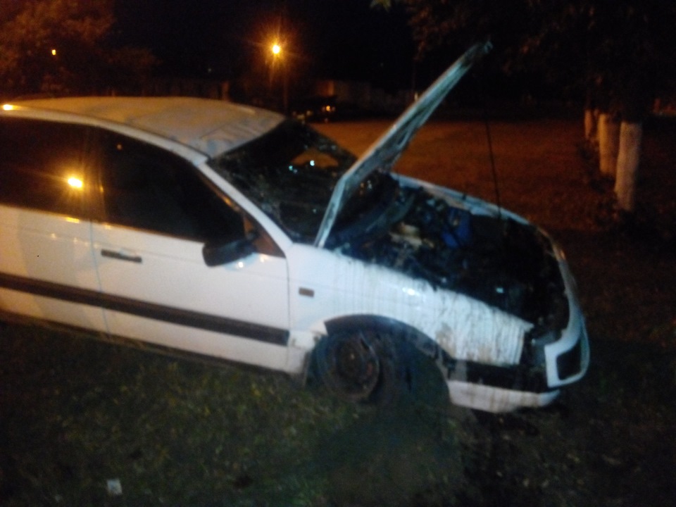 потрапив в аварію( 3