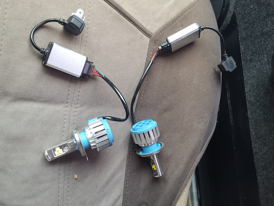 LED-лампи в Службову 1