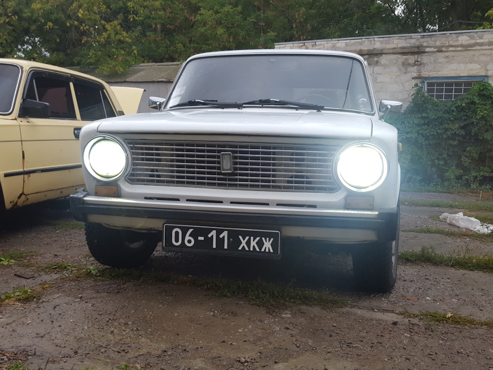 LED-лампи в Службову 4