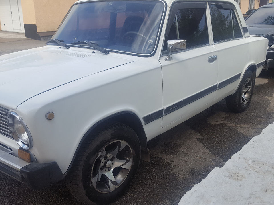 Підшаманив Службову 5