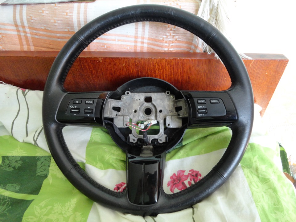 кермо від mazda cx-7, і різні дрібниці 1