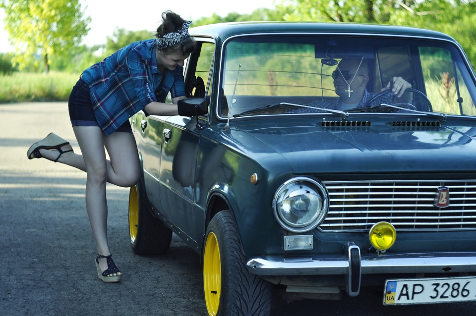 Pin UP_) 3