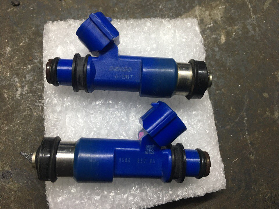 Форсунки Subaru STI 2.5Т 565cc (DENSO) 4