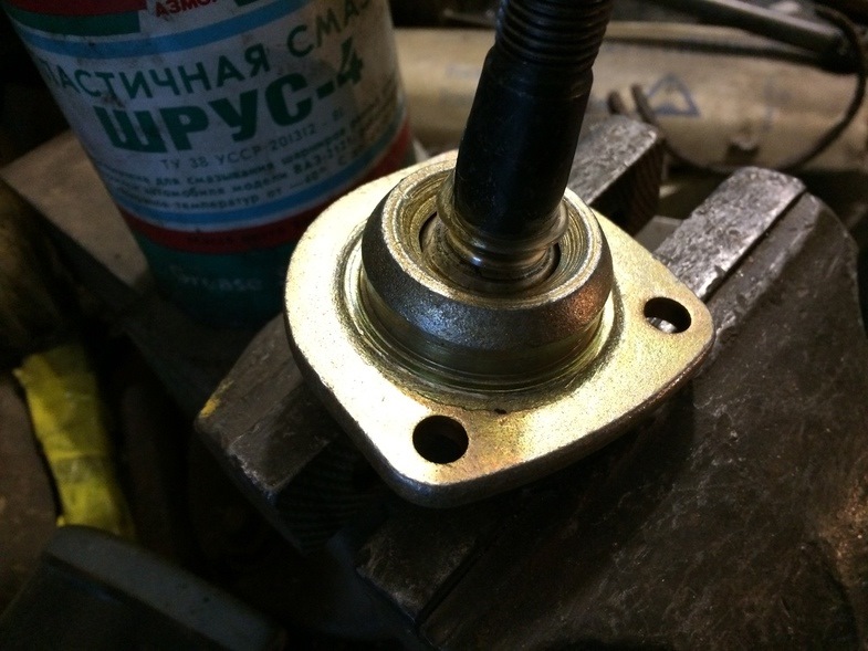 Заміна нижніх кульових 3