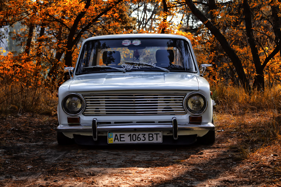 От і продовження фотосету під'їхало 3