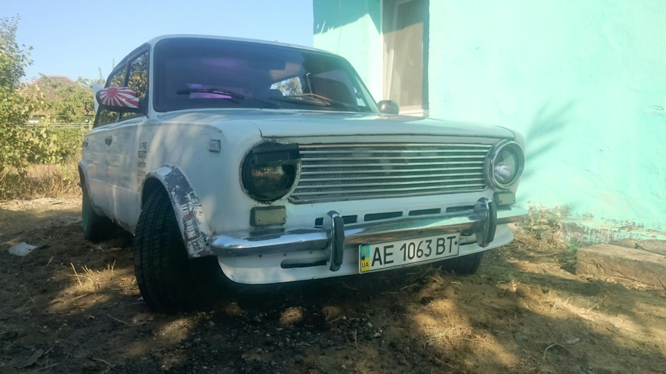 Закупився на базарі дріб'язком через багажник 3