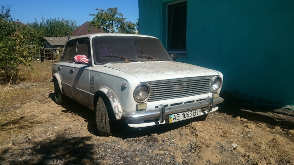 Закупився на базарі дріб'язком через багажник 1