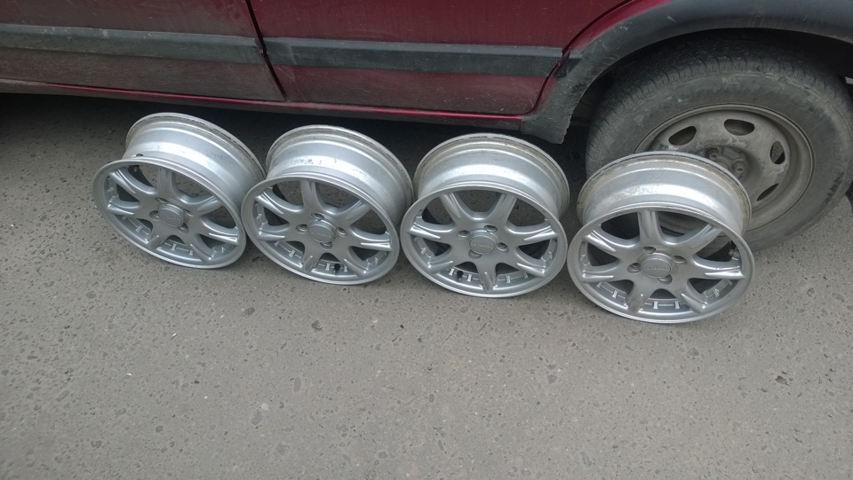 Продано титани Proton R14 4x100 6J ET46 4