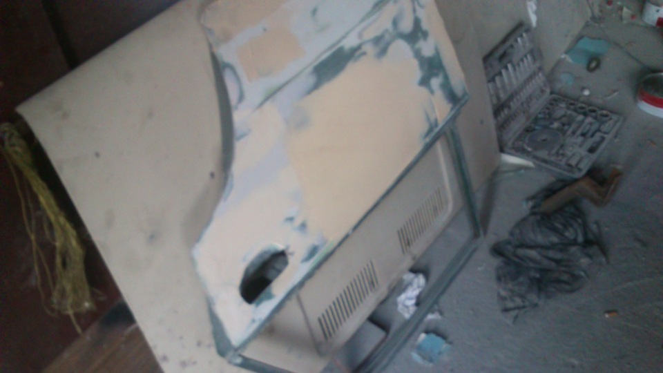 Давно нічого не писав)оскільки все стояло на місці але зараз рушили)Сьогодні зайшов до поліпшення завтра сказав будуть рідкою шпаклів обливати. 4