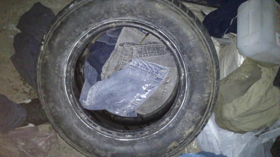Продам гуму 205.60.13 Firestone 5