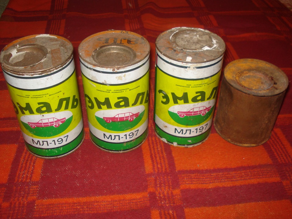 Аптечка, фарба, автокрісло, велосипед. 3