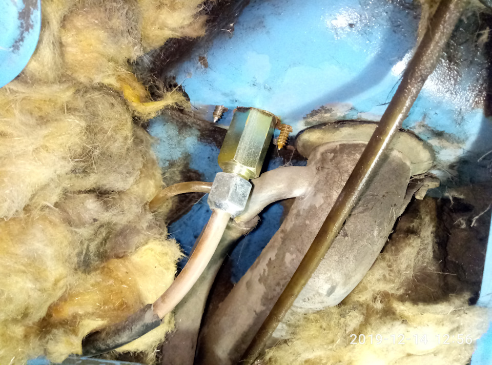 Заміна головного гальмівного та заправного газу. 4