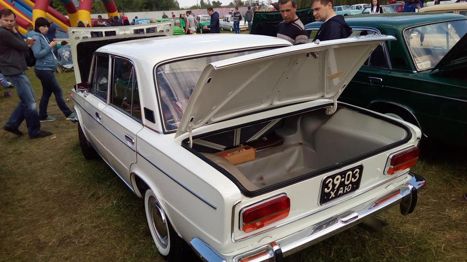Земля старих машин 6 3