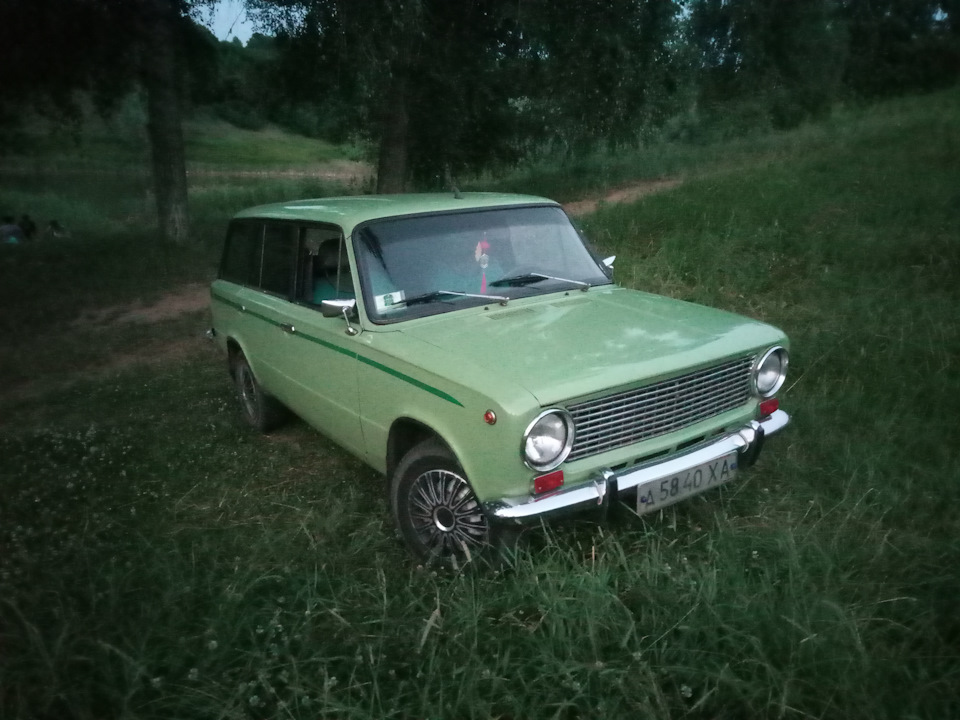 Кілька фото і знаків на радіаторні грати)) 5
