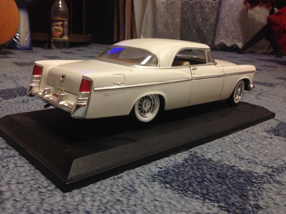 модель Chrysler 300 B 1956 Majisto у масштабі 1:18 2