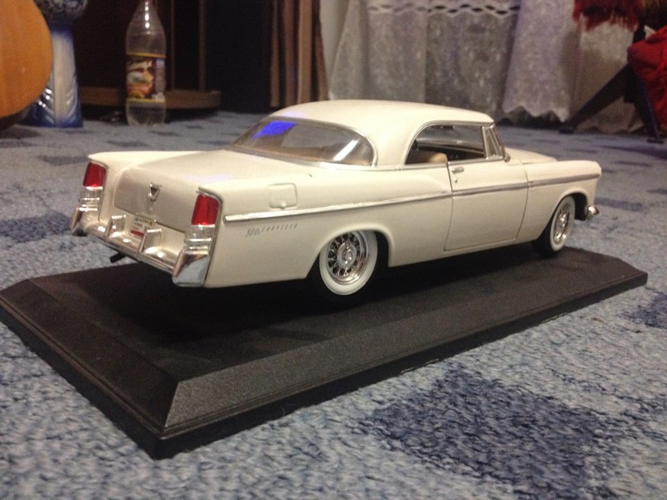 модель Chrysler 300 B 1956 Majisto у масштабі 1:18 3