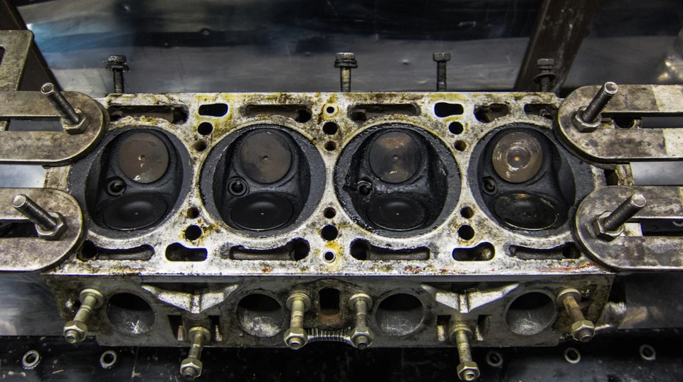 | 012 | Fiat 132 C2 000 Дефектовка головки блока цилиндров 4372297