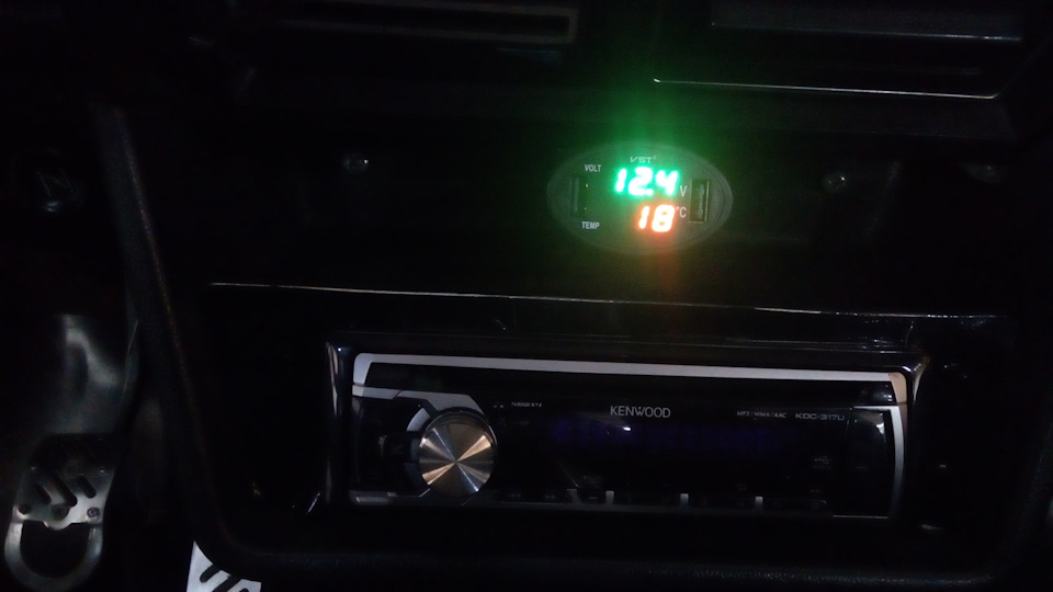Вибір вольтметрів VST-708, VST-706 в прикурювач 5