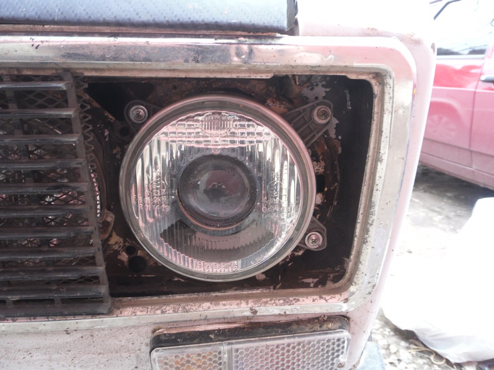 Фари BMW або як це було 3