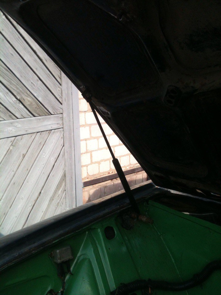 Капот Алігатор 1