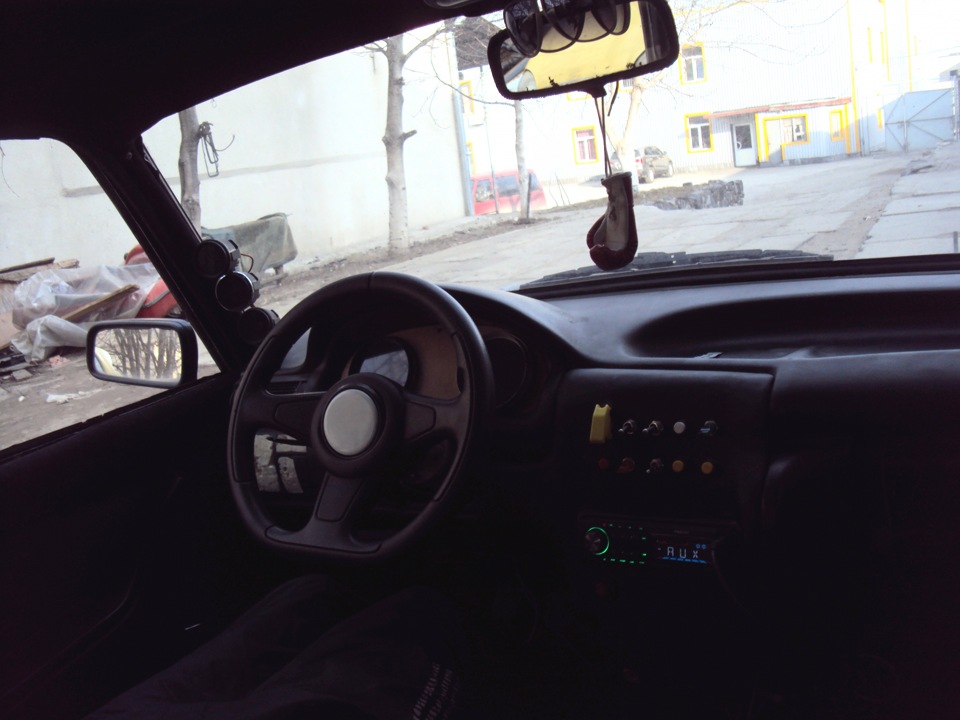 Поставив... 4