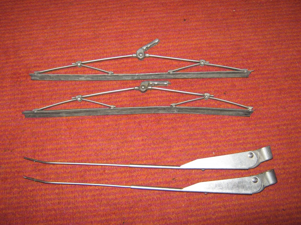 Дещо) 3