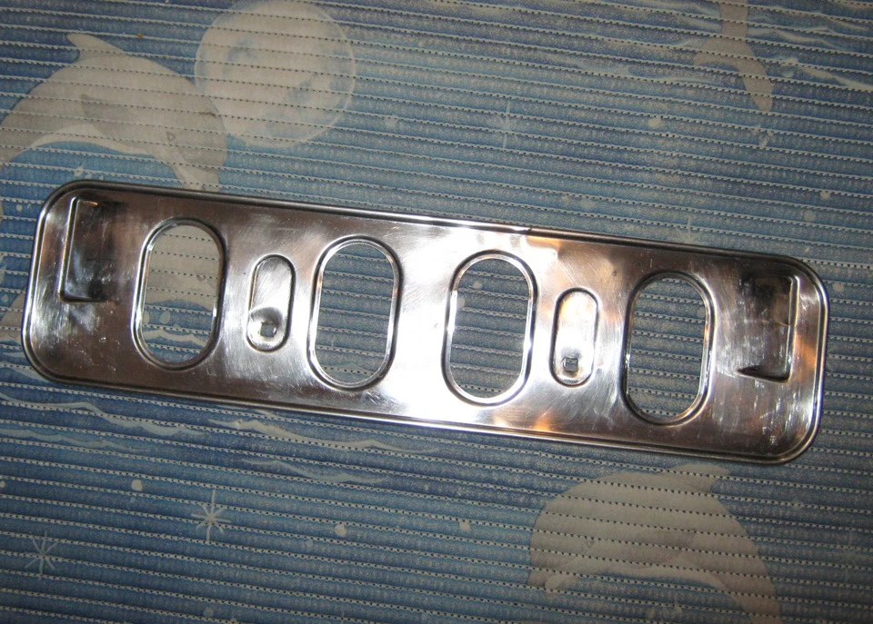 Дещо)