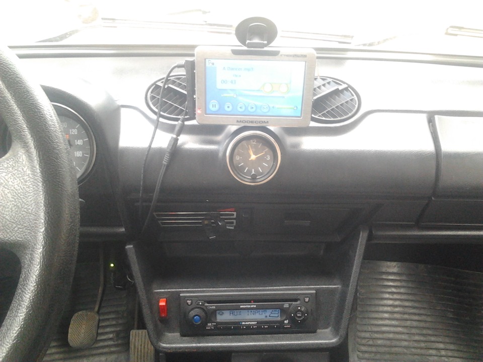 GPS + AUX = Music 5