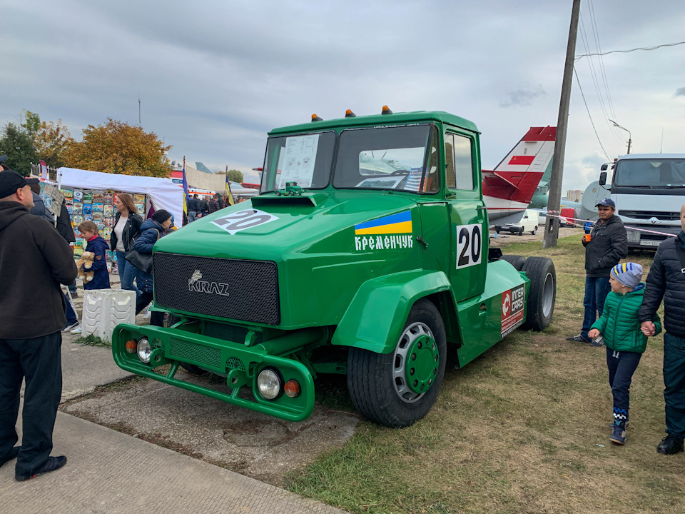 OldCarLand 2019 (Осінь) 1