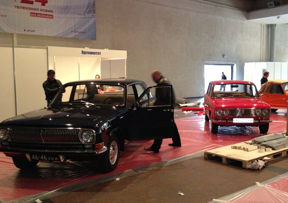 VII Retro & Exotica Motor Show (12-14 квітня) 1