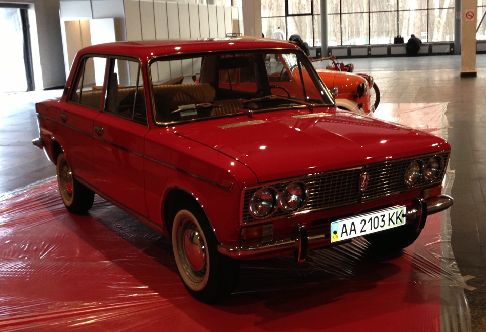 VII Retro & Exotica Motor Show (12-14 квітня) 3
