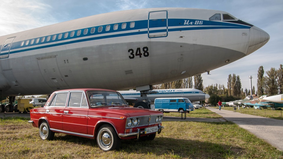 Виставка ретро автомобілів Old Car Fest 3