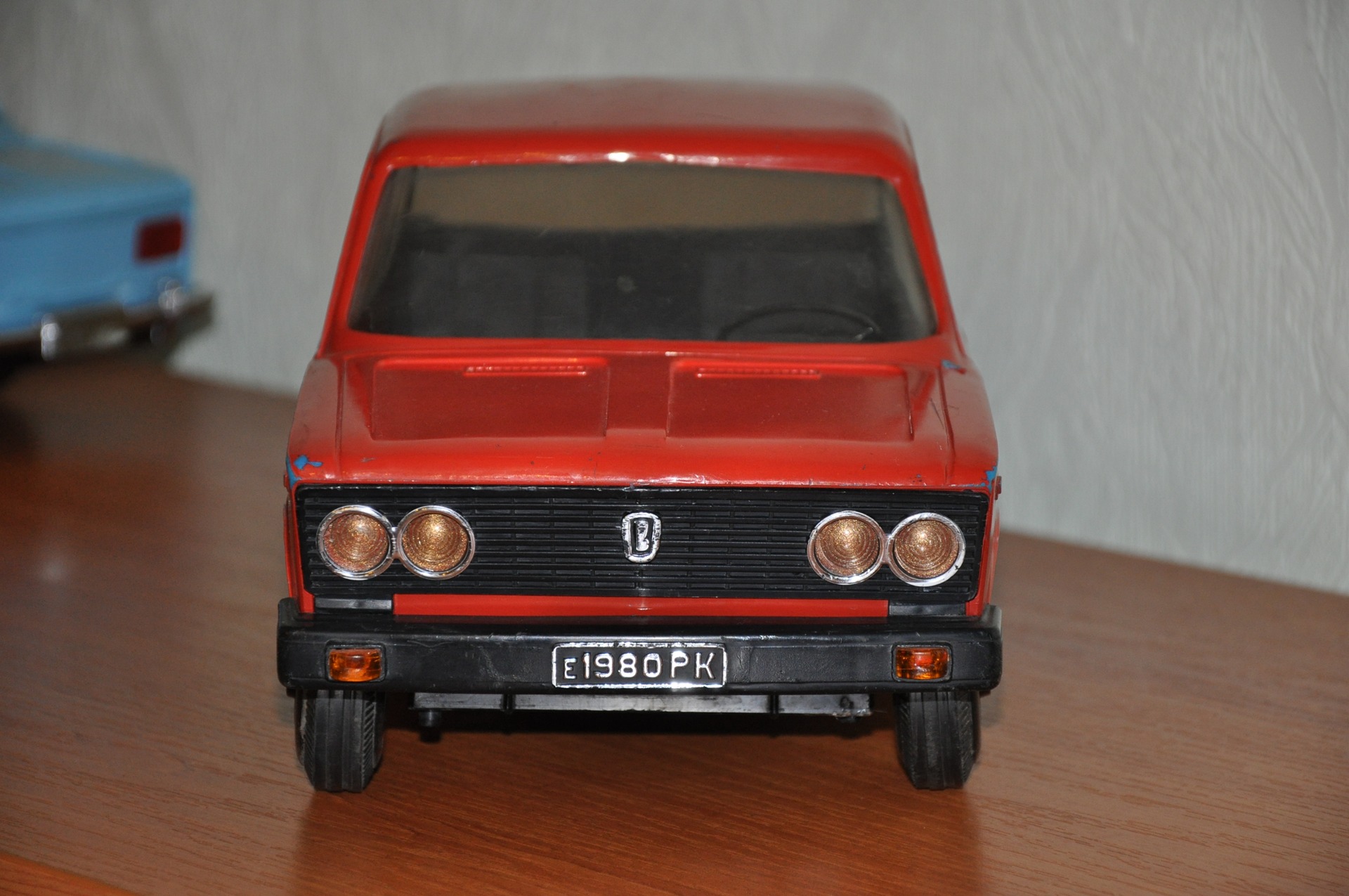 ВАЗ-2103 та ВАЗ-2106, 1:10 5