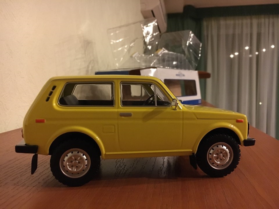 ВАЗ-2121, 1:18 5