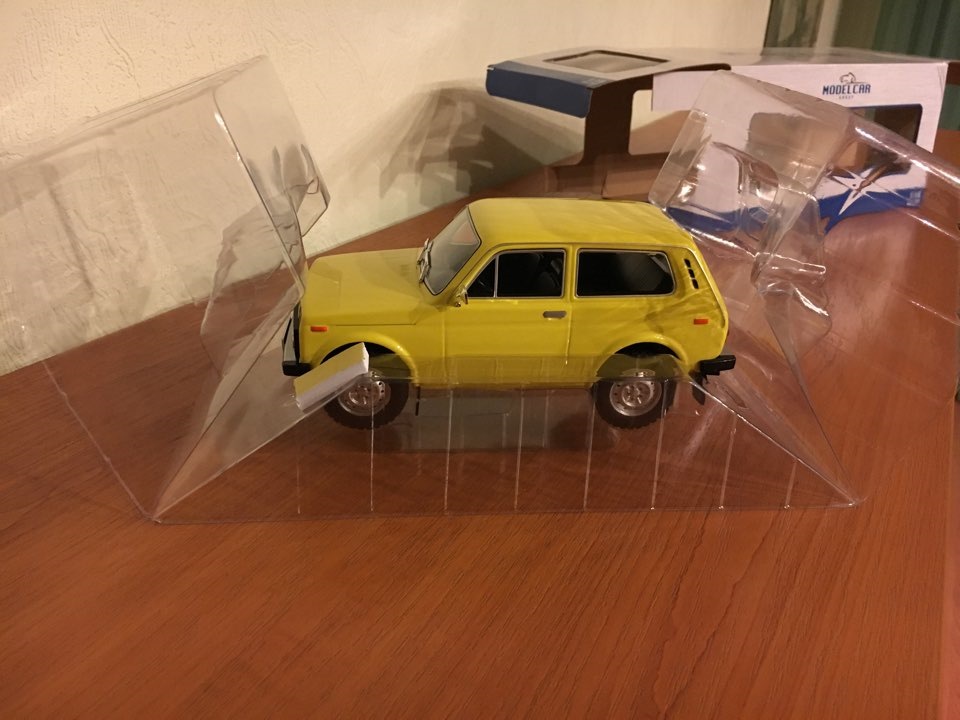 ВАЗ-2121, 1:18 2