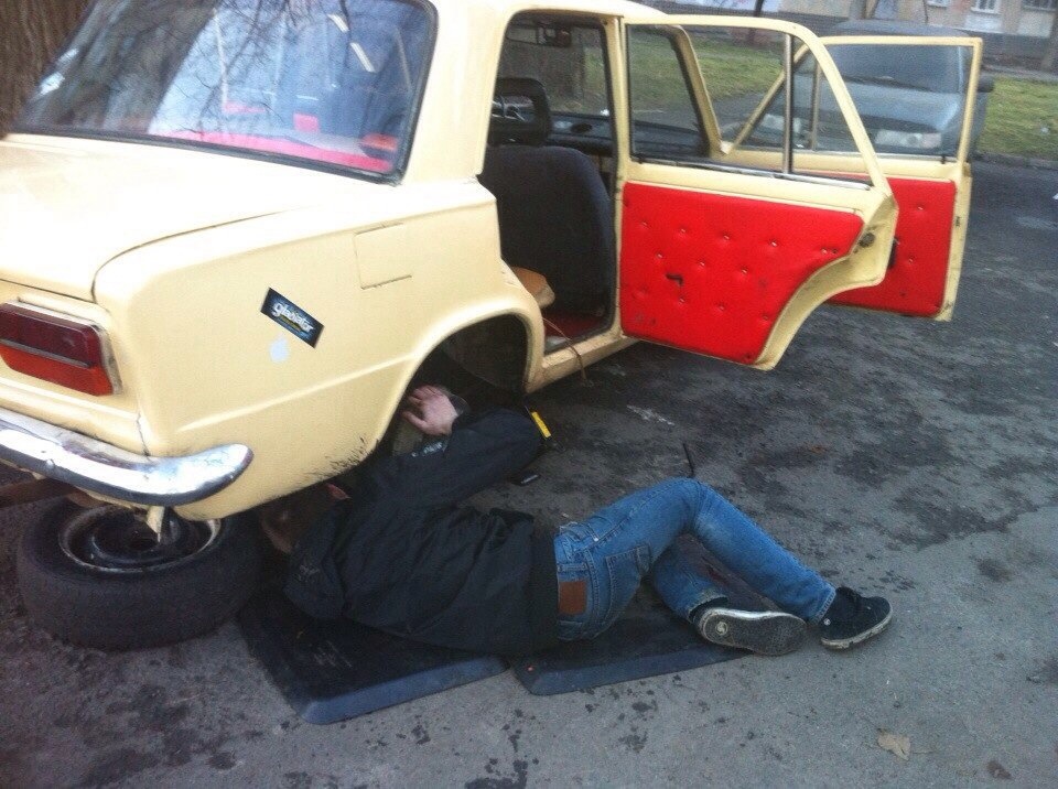 Вихлоп з'їхався 2