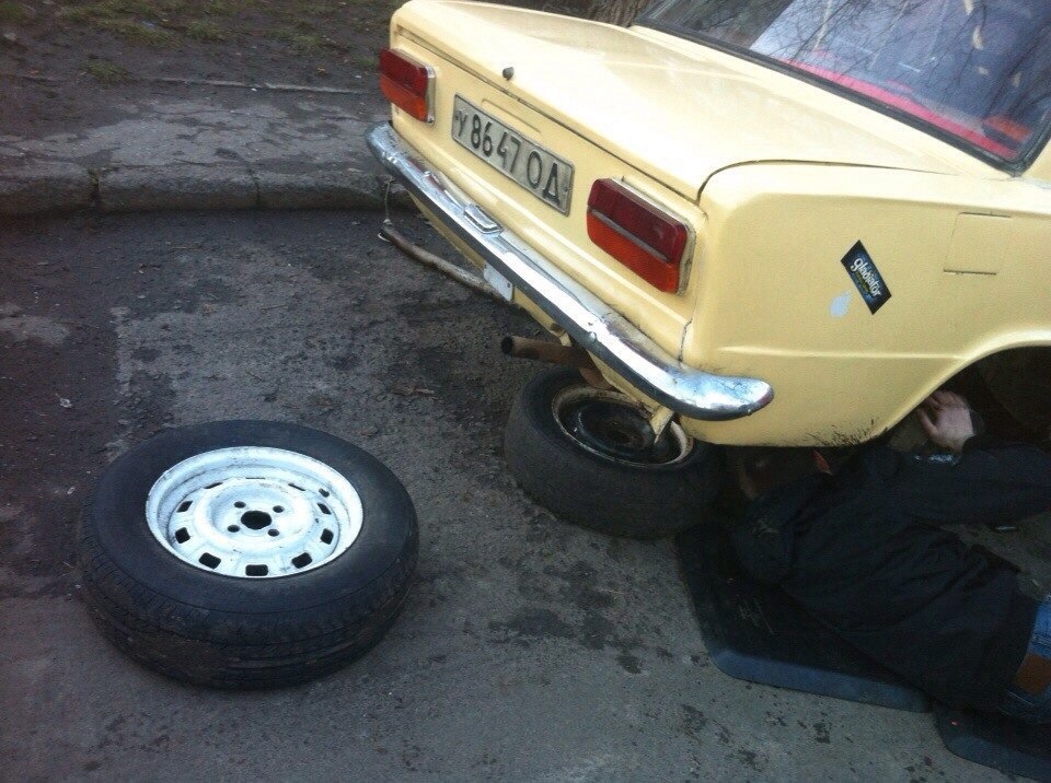 Вихлоп з'їхався 3