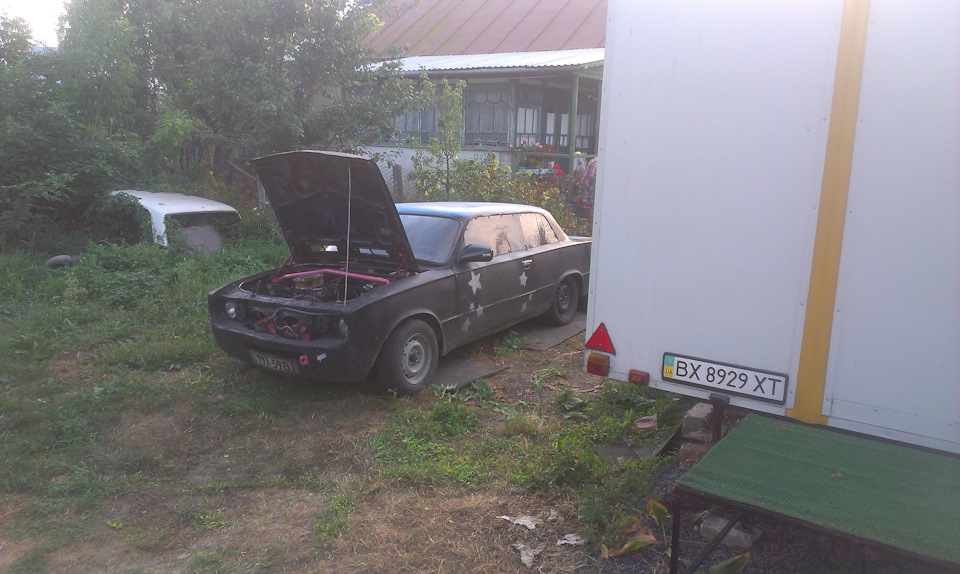 А ми продаємось!) 2
