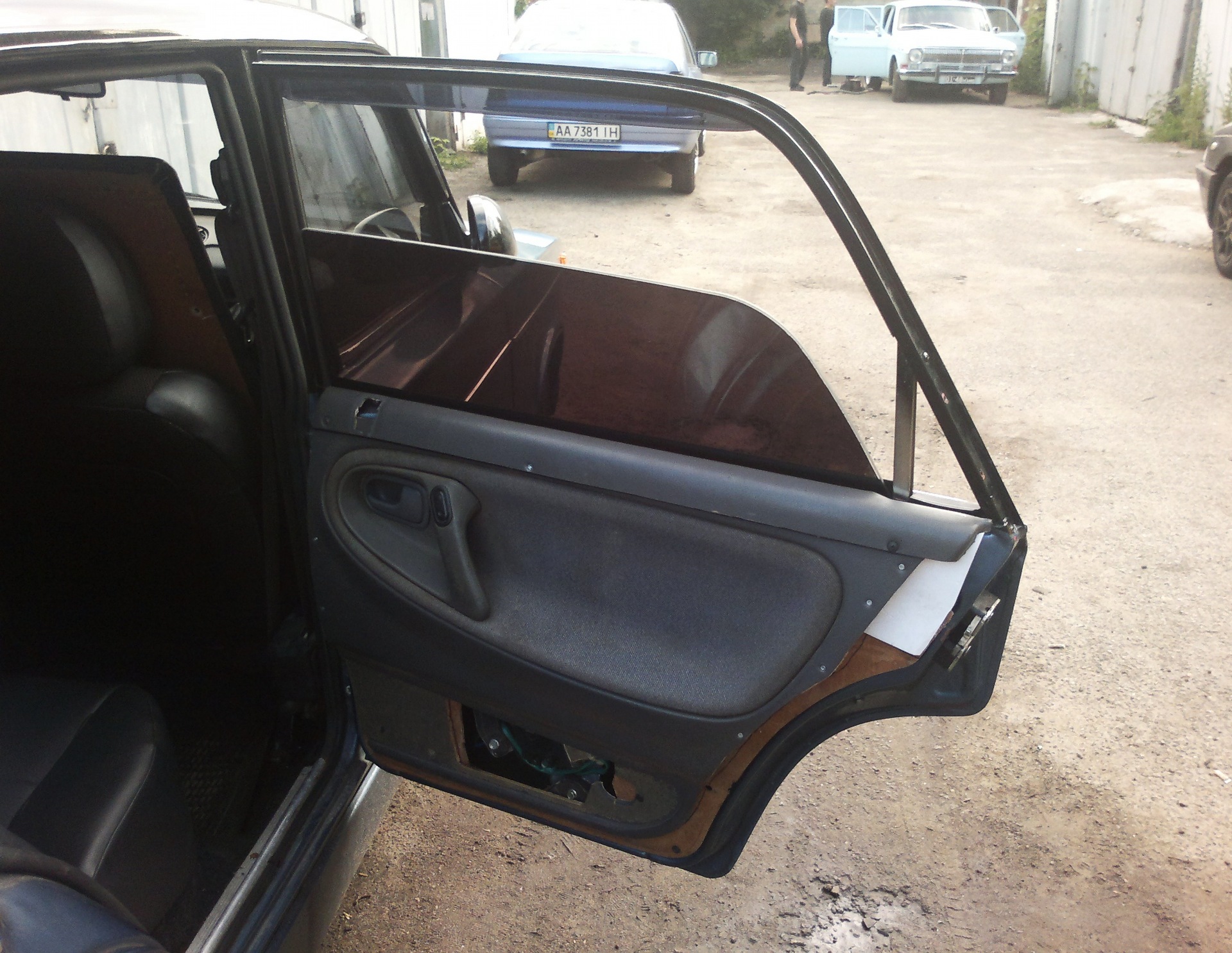 Дверні карти від Mazda 626 GE (Stage1) 4