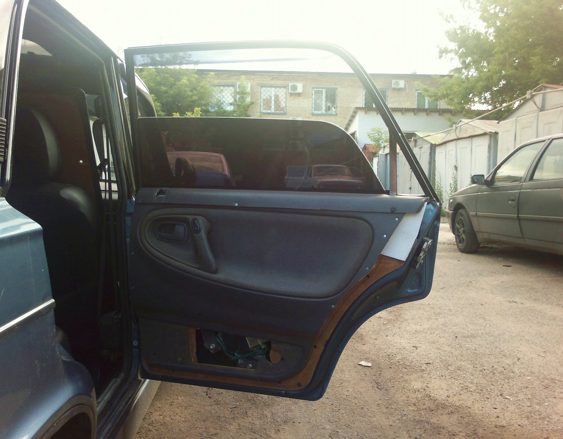 Дверні карти від Mazda 626 GE (Stage1) 3