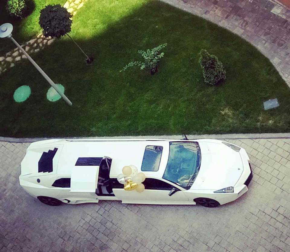 Лімузин Lamborghini 2