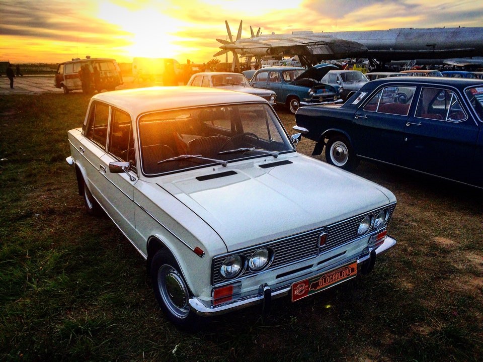 OldCarLand 2015 4