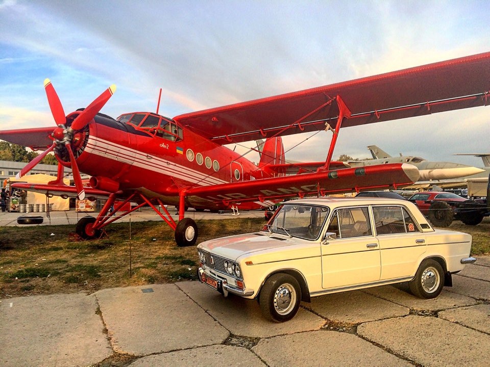 OldCarLand 2015 2