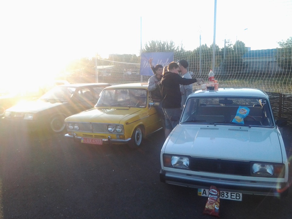 Low Independence 2013 4
