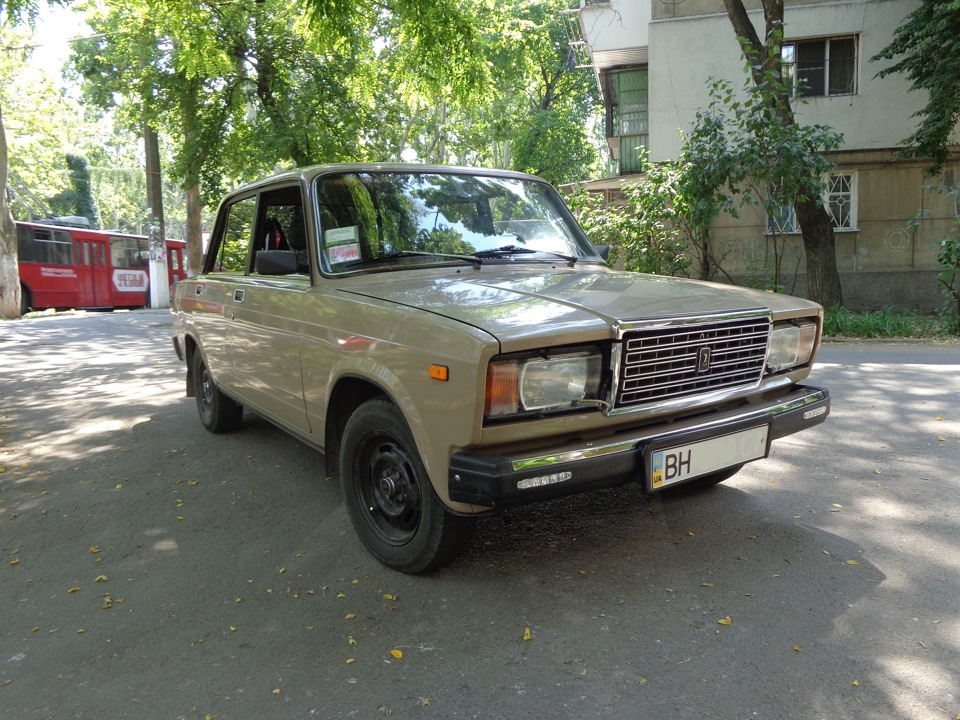 Продам ВАЗ-2107 оригинал 89 г 1
